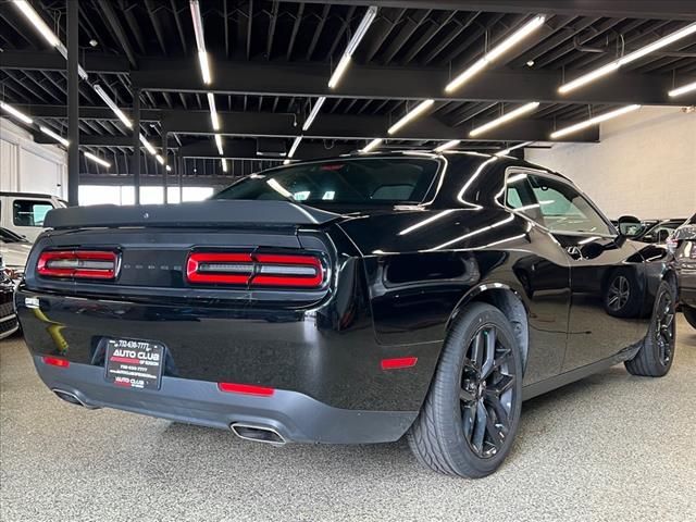 2022 Dodge Challenger SXT