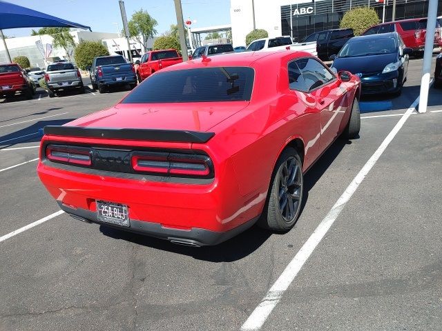 2022 Dodge Challenger SXT