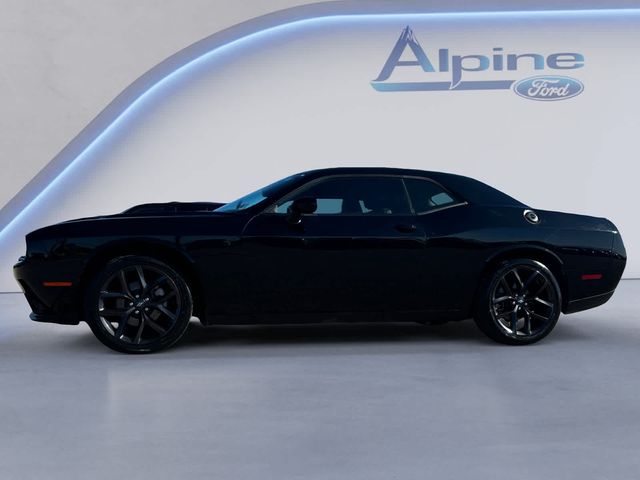 2022 Dodge Challenger SXT