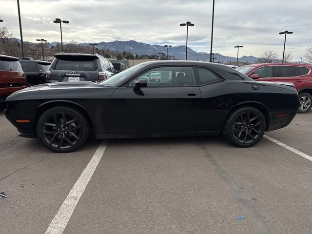 2022 Dodge Challenger SXT