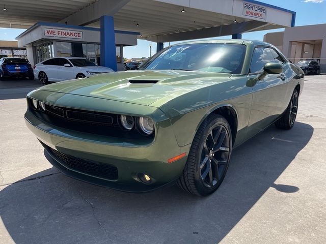 2022 Dodge Challenger SXT