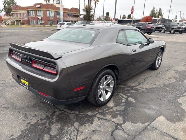 2022 Dodge Challenger SXT