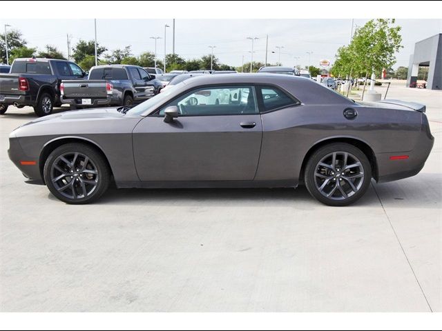 2022 Dodge Challenger SXT