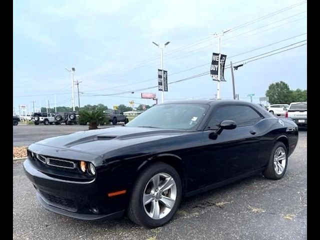 2022 Dodge Challenger SXT