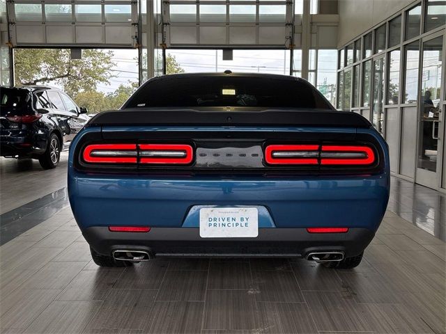 2022 Dodge Challenger SXT