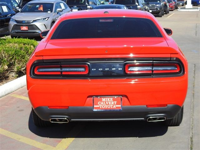 2022 Dodge Challenger SXT