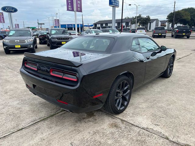 2022 Dodge Challenger SXT