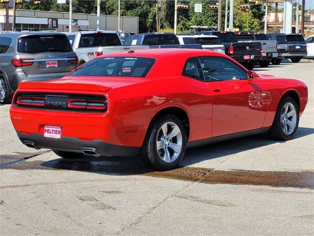 2022 Dodge Challenger SXT