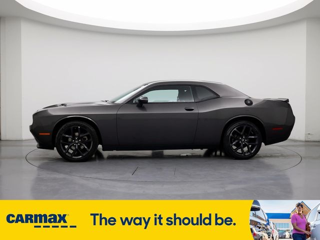 2022 Dodge Challenger SXT