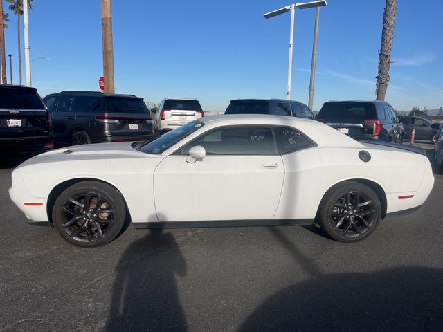 2022 Dodge Challenger SXT