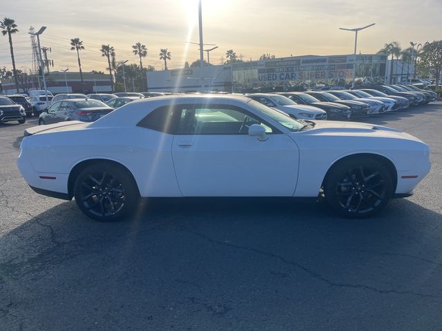 2022 Dodge Challenger SXT