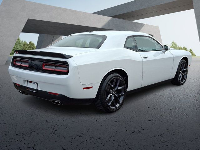 2022 Dodge Challenger SXT