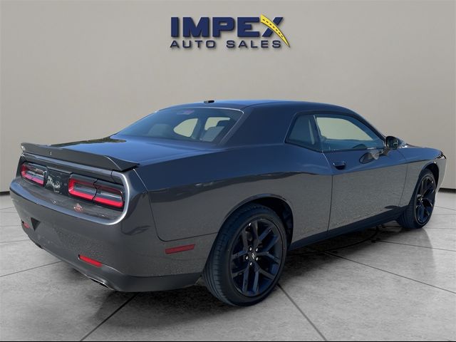 2022 Dodge Challenger SXT