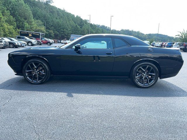 2022 Dodge Challenger SXT