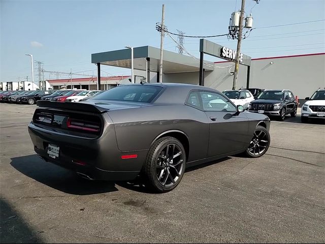 2022 Dodge Challenger SXT