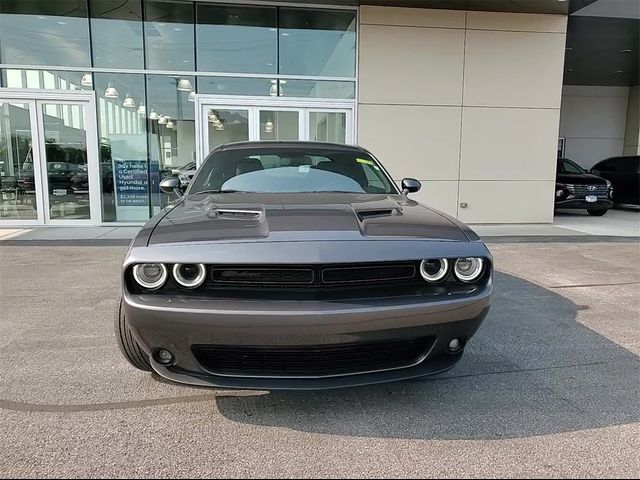 2022 Dodge Challenger SXT