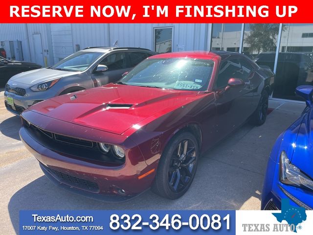 2022 Dodge Challenger SXT