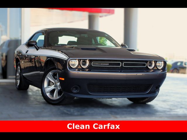2022 Dodge Challenger SXT