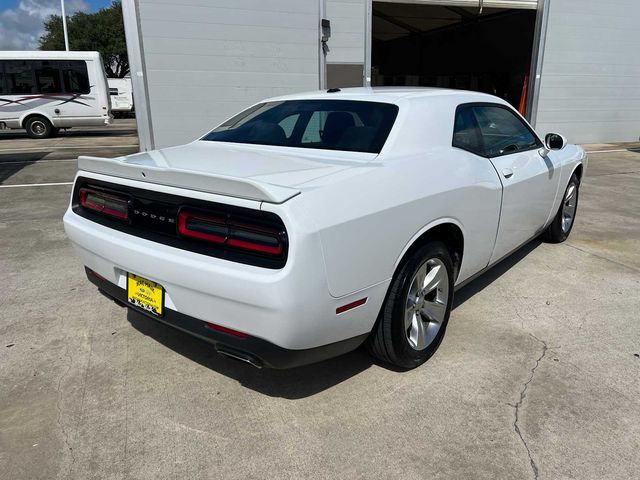 2022 Dodge Challenger SXT