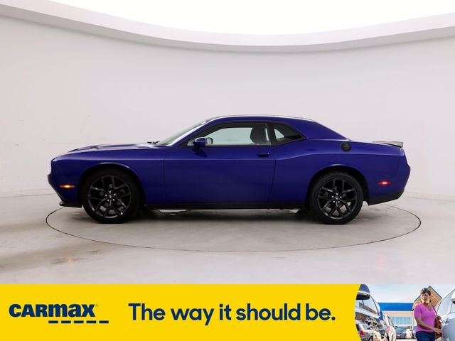 2022 Dodge Challenger SXT