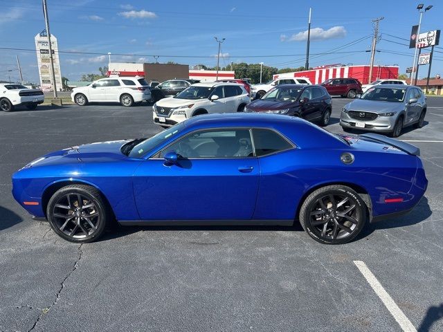 2022 Dodge Challenger SXT