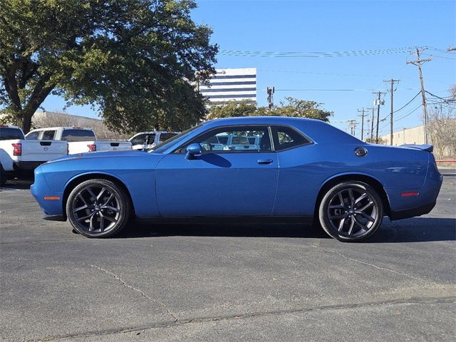 2022 Dodge Challenger SXT