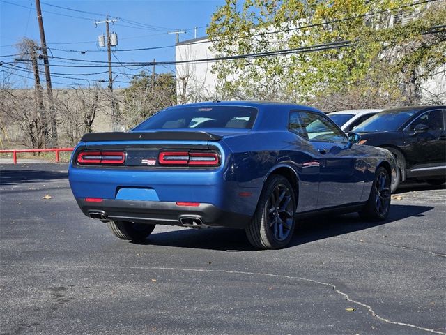 2022 Dodge Challenger SXT