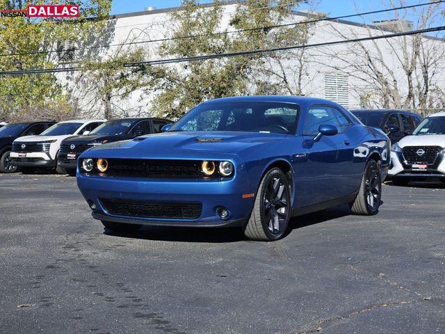 2022 Dodge Challenger SXT