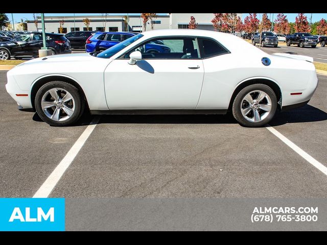 2022 Dodge Challenger SXT