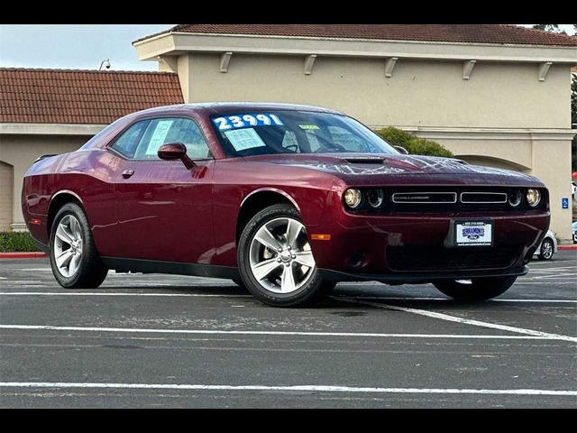 2022 Dodge Challenger SXT