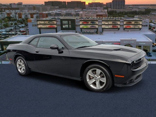 2022 Dodge Challenger SXT