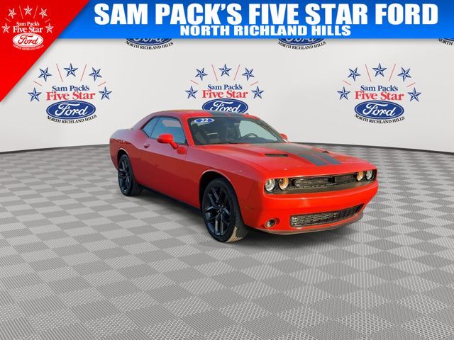 2022 Dodge Challenger SXT