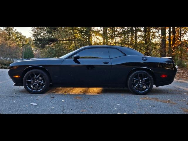 2022 Dodge Challenger SXT