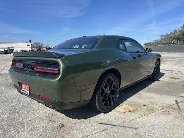 2022 Dodge Challenger SXT