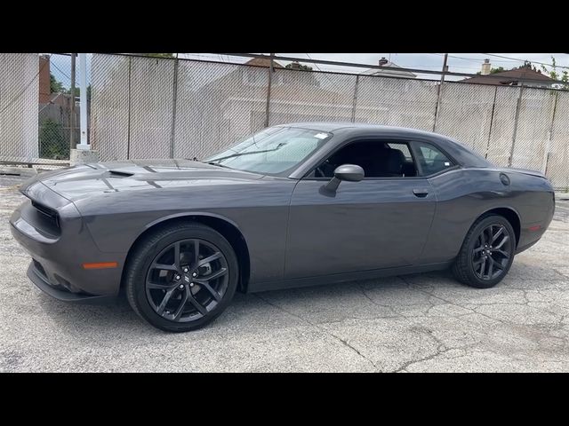 2022 Dodge Challenger SXT