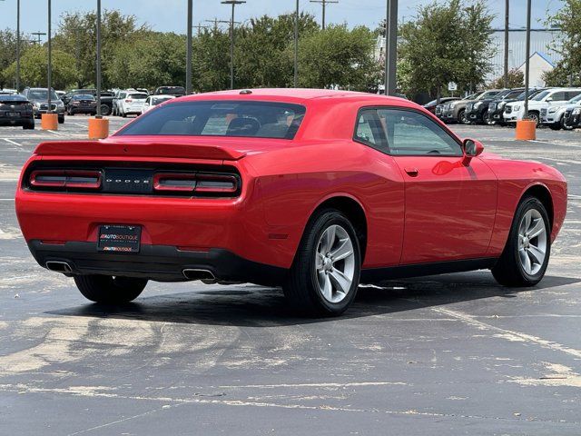 2022 Dodge Challenger SXT