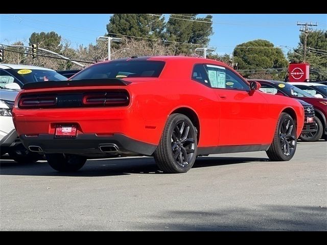 2022 Dodge Challenger SXT