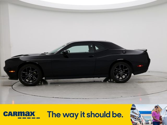 2022 Dodge Challenger SXT