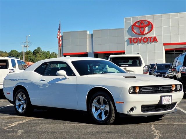 2022 Dodge Challenger SXT