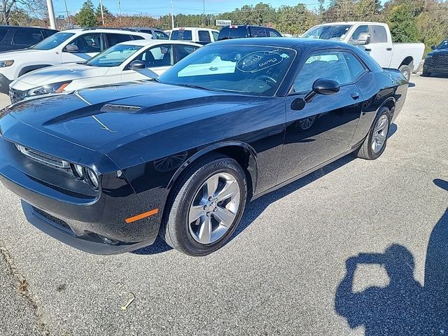 2022 Dodge Challenger SXT