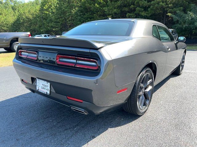 2022 Dodge Challenger SXT