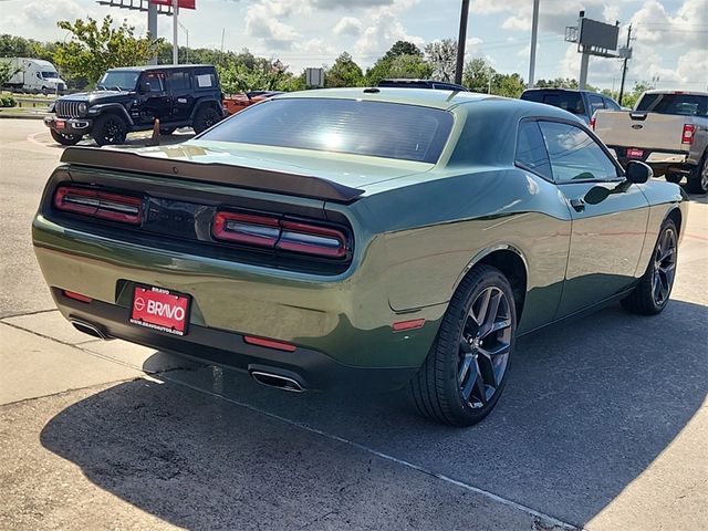 2022 Dodge Challenger SXT