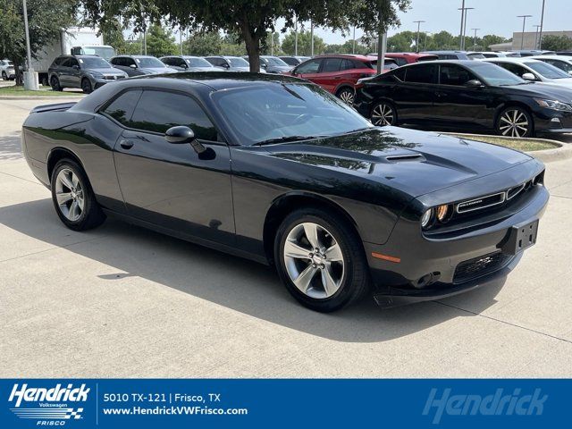 2022 Dodge Challenger SXT