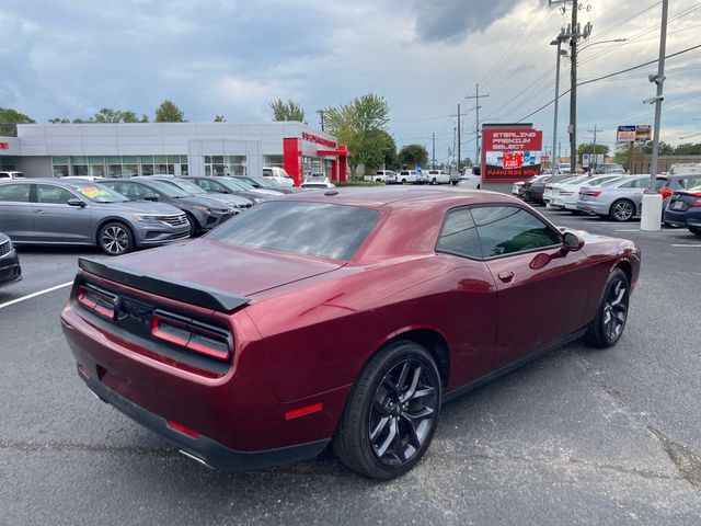 2022 Dodge Challenger SXT