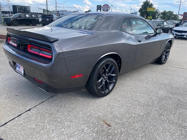 2022 Dodge Challenger SXT