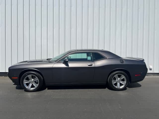 2022 Dodge Challenger SXT