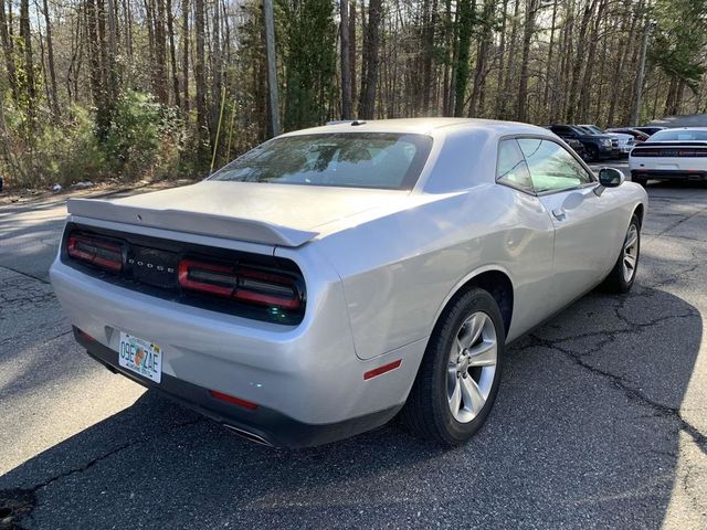 2022 Dodge Challenger SXT