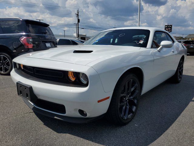 2022 Dodge Challenger SXT