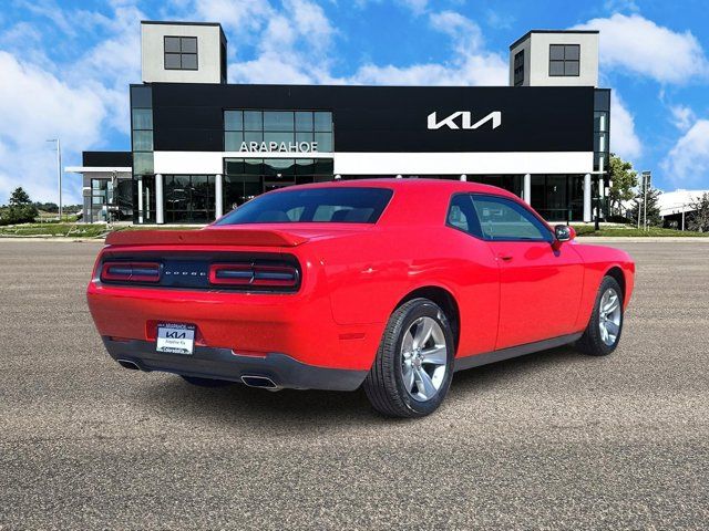 2022 Dodge Challenger SXT