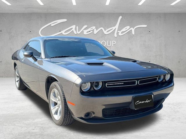 2022 Dodge Challenger SXT